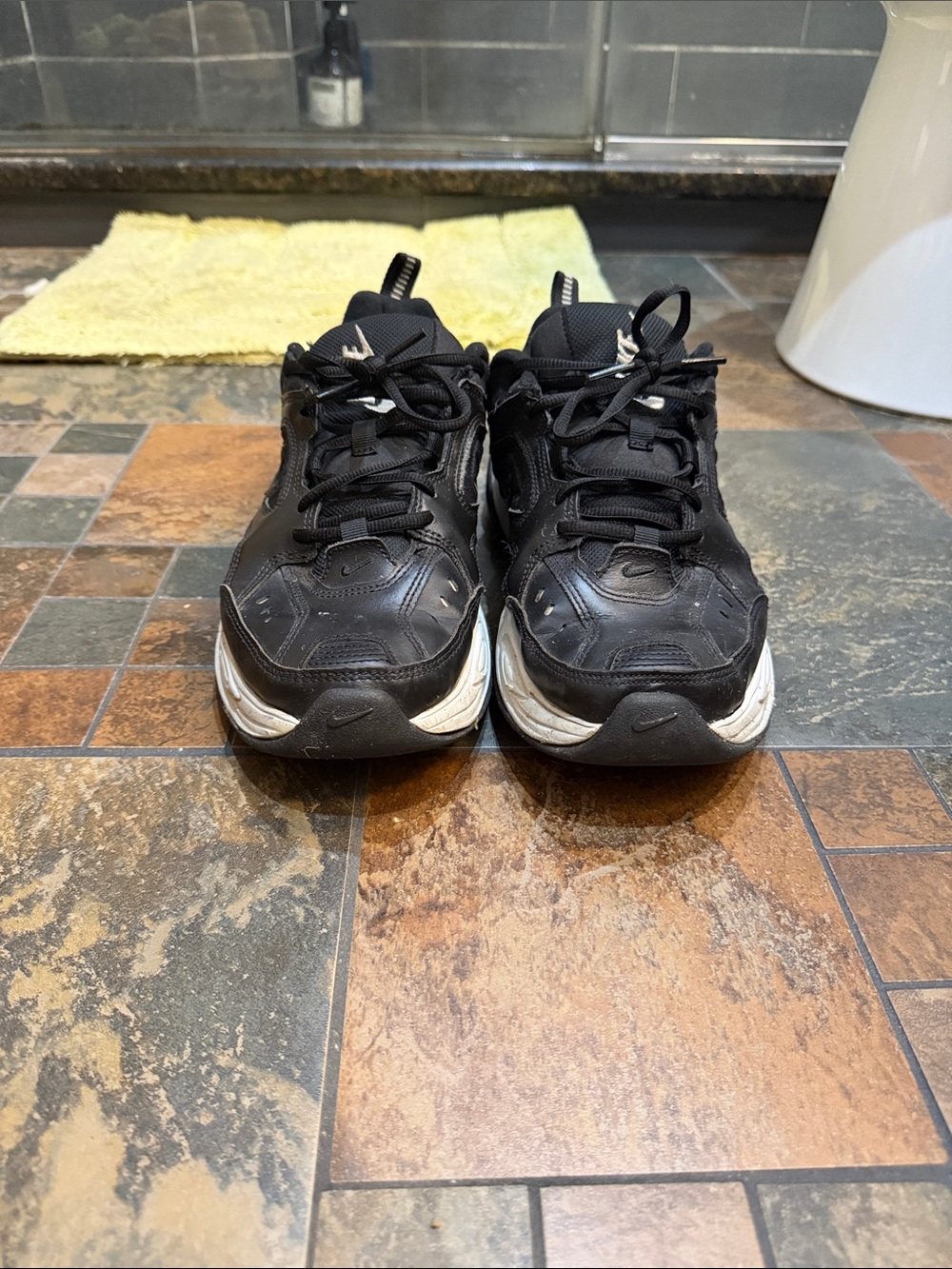 Nike Men's Black Sneakers
